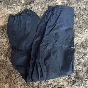 Nike athletic pants mens size XL with drawstrings and zipper leg openings